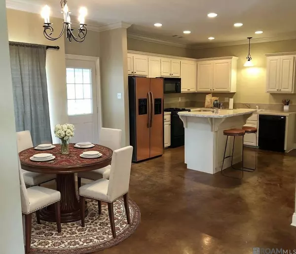 3812 Southpass Ave, Baton Rouge, LA 70820