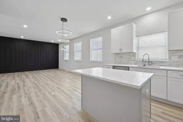 317 ASHLAND AVE, Lawnside, NJ 08045