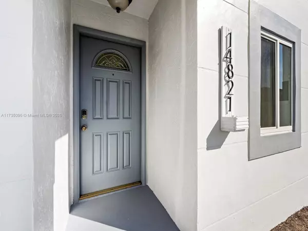 14821 SW 90th Ter, Miami, FL 33196