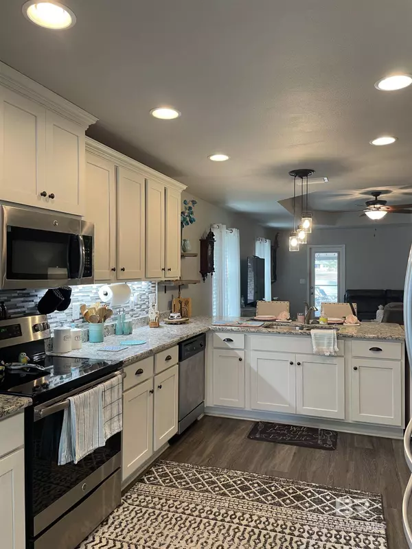 22661 Lake South Drive, Foley, AL 36535