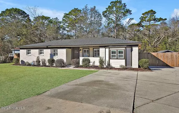 5214 Sardou RD, Wilmington, NC 28412