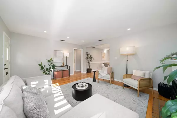 1201 58th ST, Sacramento, CA 95819