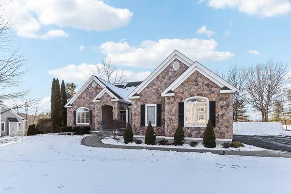 43 Ticklefancy Lane, Salem, NH 03079