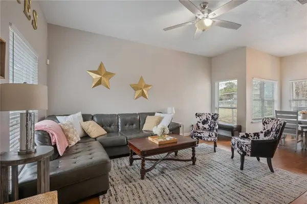 504 W Dexter DR, College Station, TX 77840