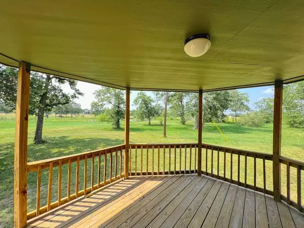 7231 Fm 1361, Somerville, TX 77879