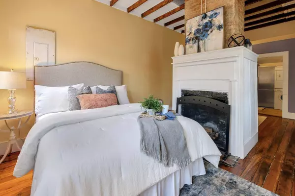 157 Line St, Charleston, SC 29403