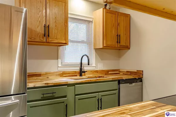 440 Pinewood Drive, Radcliff, KY 40160