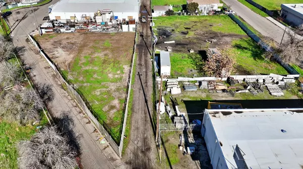 2369 S Cherry AVE, Fresno, CA 93706