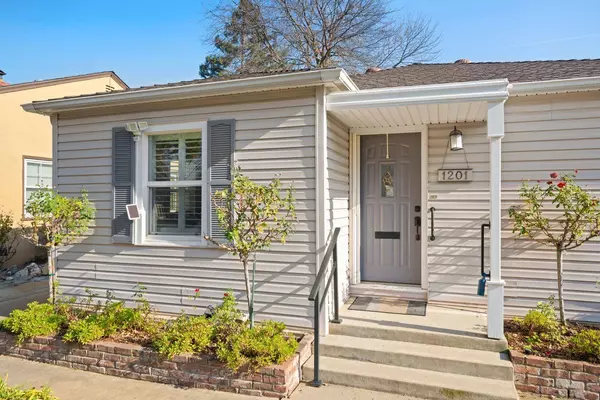 1201 58th ST, Sacramento, CA 95819