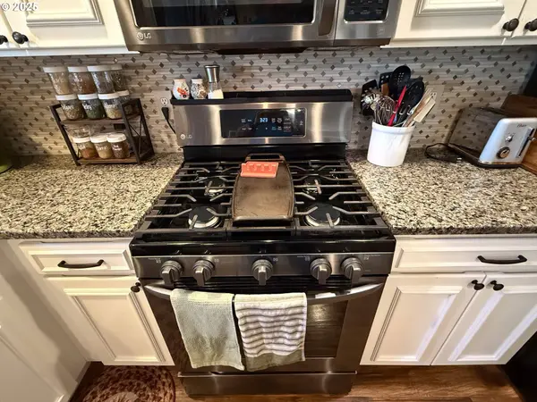 931 COHO ST, Molalla, OR 97038