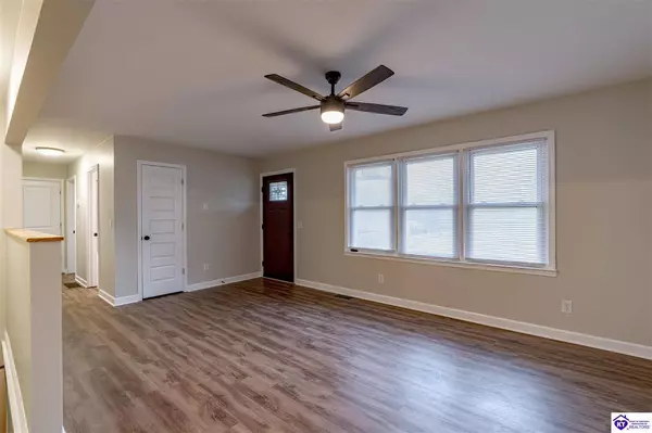 440 Pinewood Drive, Radcliff, KY 40160