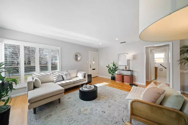 1201 58th ST, Sacramento, CA 95819