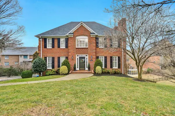 4642 Shrewsbury CT, Roanoke, VA 24018