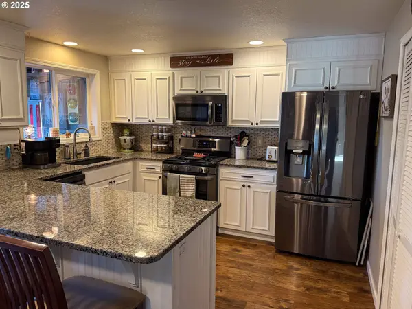 931 COHO ST, Molalla, OR 97038