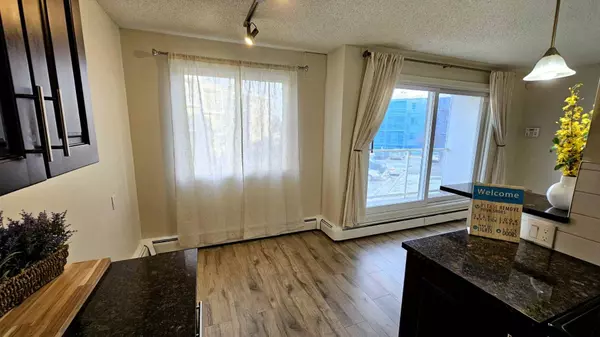 4455A Greenview DR NE #204, Calgary, AB T2E6M1