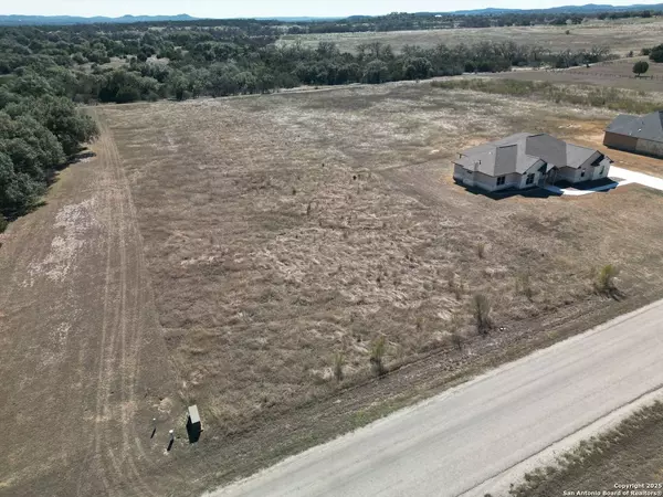 LOT 442 HORSESHOE FLS, Bandera, TX 78003