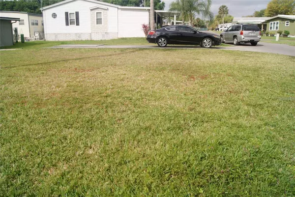 50 LIVE OAK DR, Eustis, FL 32726