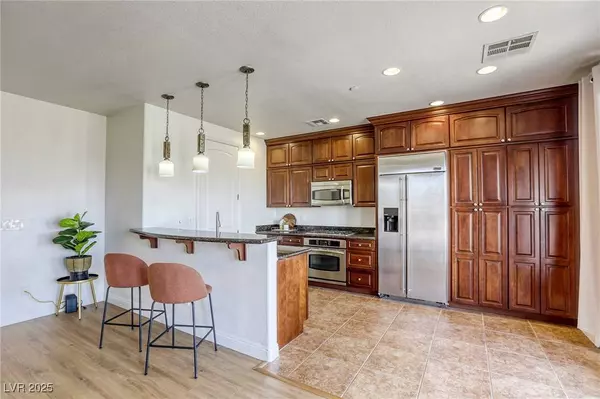 1234 Calcione Drive, Henderson, NV 89011