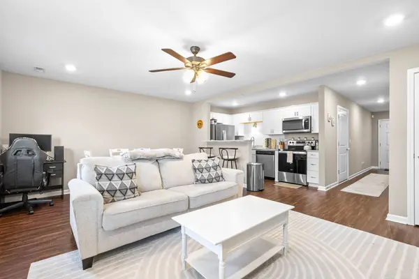 135 Country Ln #101, Clarksville, TN 37043