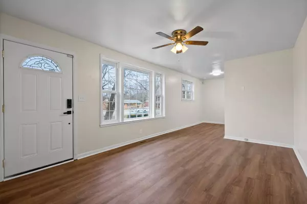 34 Charlemagne Blvd, Clarksville, TN 37042