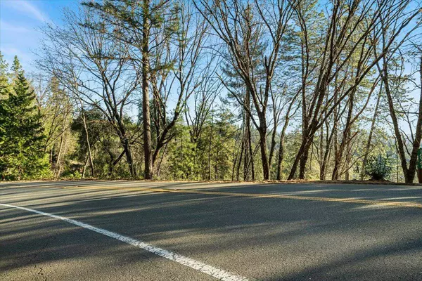 16929 Lawrence WAY, Grass Valley, CA 95949