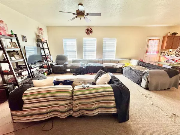 2717 San Marcos DR, Deer Park, TX 77536