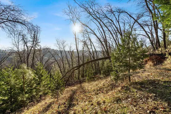 16929 Lawrence WAY, Grass Valley, CA 95949