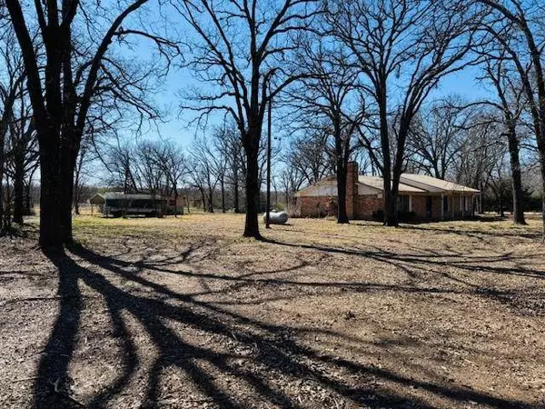 3058 Rs County Road 2610, Alba, TX 75410