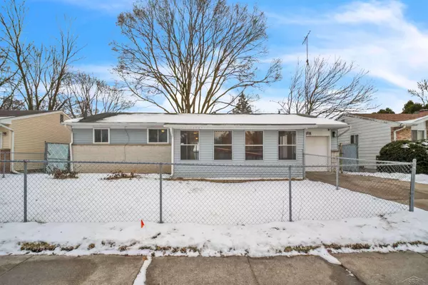 2818 Capehart Drive, Saginaw, MI 48601