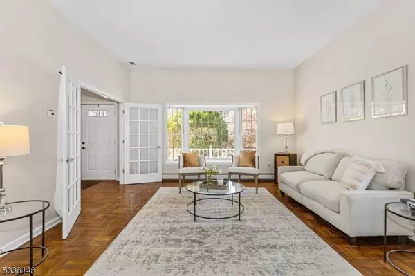 37 Chilhowie Dr, Kinnelon Boro, NJ 07405