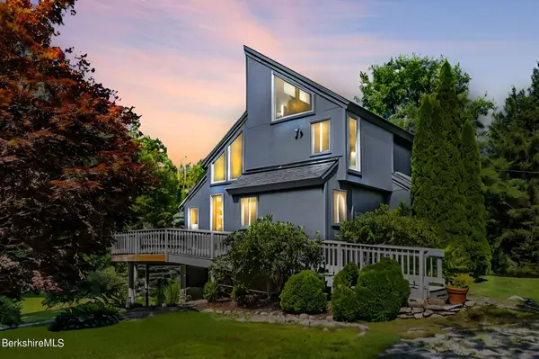 21 Sandisfield Rd, Sandisfield, MA 01255