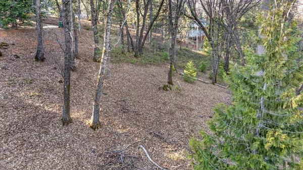 16929 Lawrence WAY, Grass Valley, CA 95949