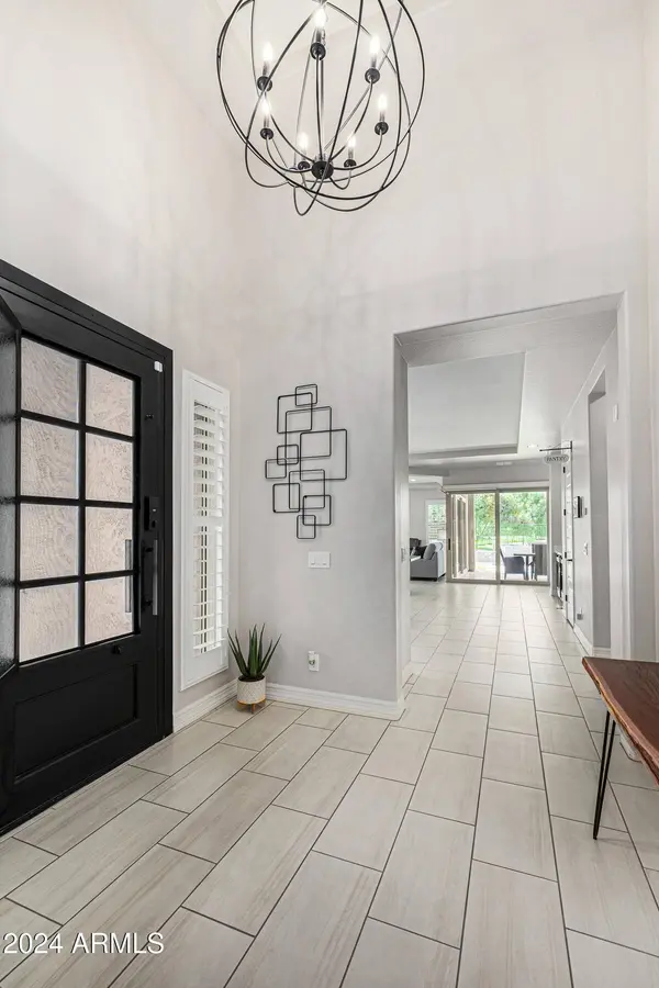 10210 E THORNTON Avenue, Mesa, AZ 85212