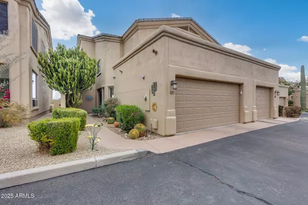 11022 N INDIGO Drive #127, Fountain Hills, AZ 85268
