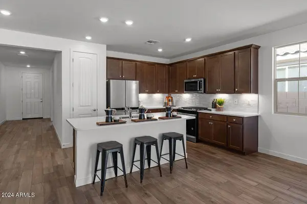 21190 E CANARY Way, Queen Creek, AZ 85142