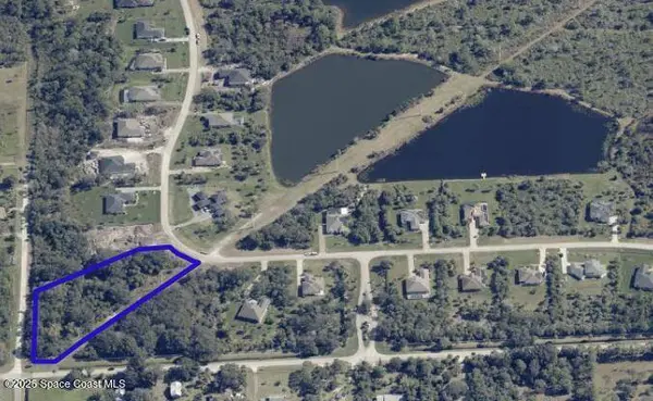 2432 Westhorpe DR, Malabar, FL 32950