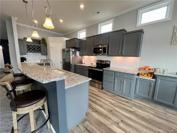 182 Rippling Brook Lane, Springboro, OH 45066