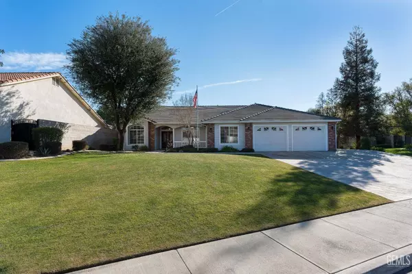 9815 Laurel Park Avenue, Bakersfield, CA 93312