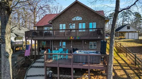 319 S Shore DR, Lexington, NC 27292