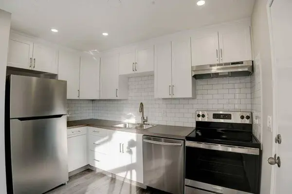 3032 Rundleson RD NE #3, Calgary, AB T1Y 3Z6