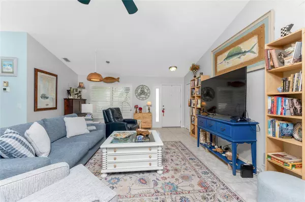 1521 SAINT CLAIR RD, Englewood, FL 34223