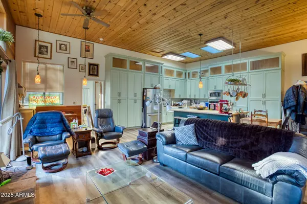 4121 W WILLIS --, Show Low, AZ 85901