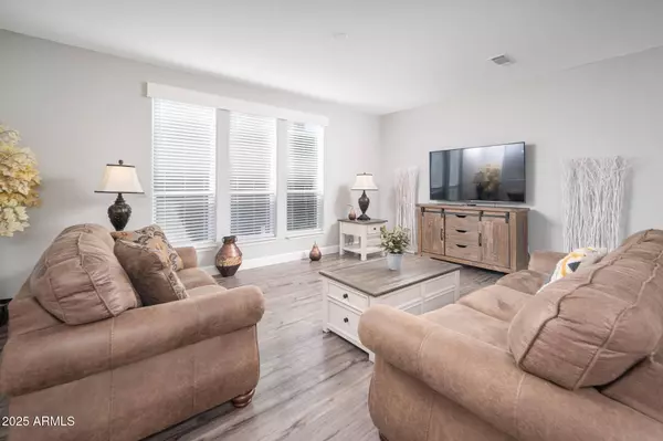 2727 E University Drive, Tempe, AZ 85288