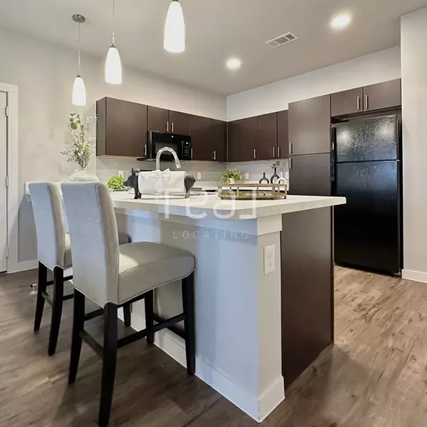 7410 Heuermann Rd, San Antonio, TX 78256-4445