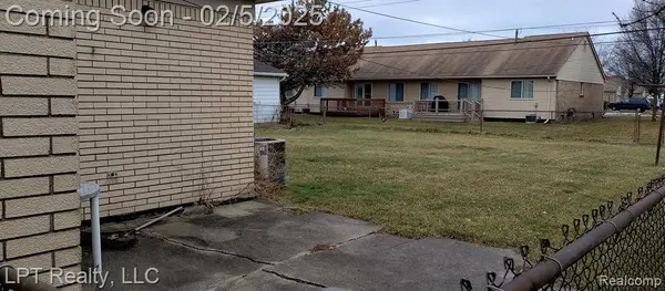 26735 HAVERHILL Drive, Warren, MI 48091