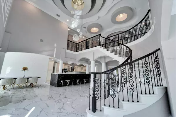 9401 93RD ST, Seminole, FL 33777