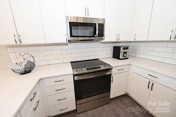 3630 N Davidson ST, Charlotte, NC 28205