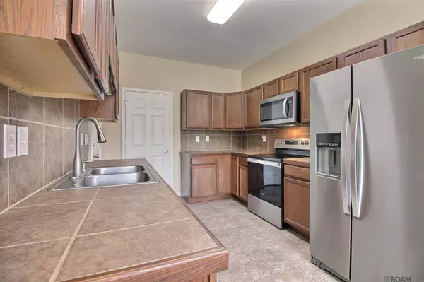 22873 Atchafalaya Rd, Denham Springs, LA 70726