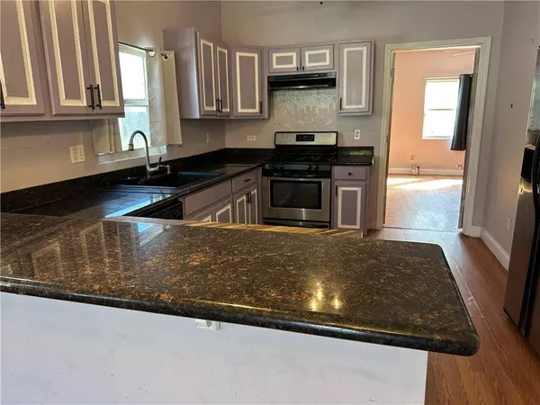 2327 PAULINE ST, New Orleans, LA 70117