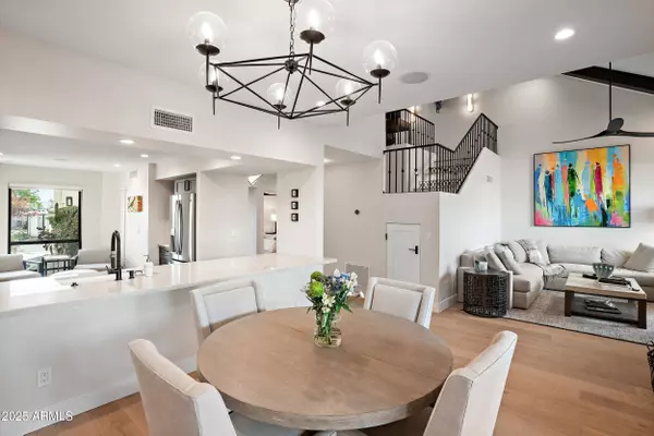 2430 E PALO VERDE Drive, Phoenix, AZ 85016